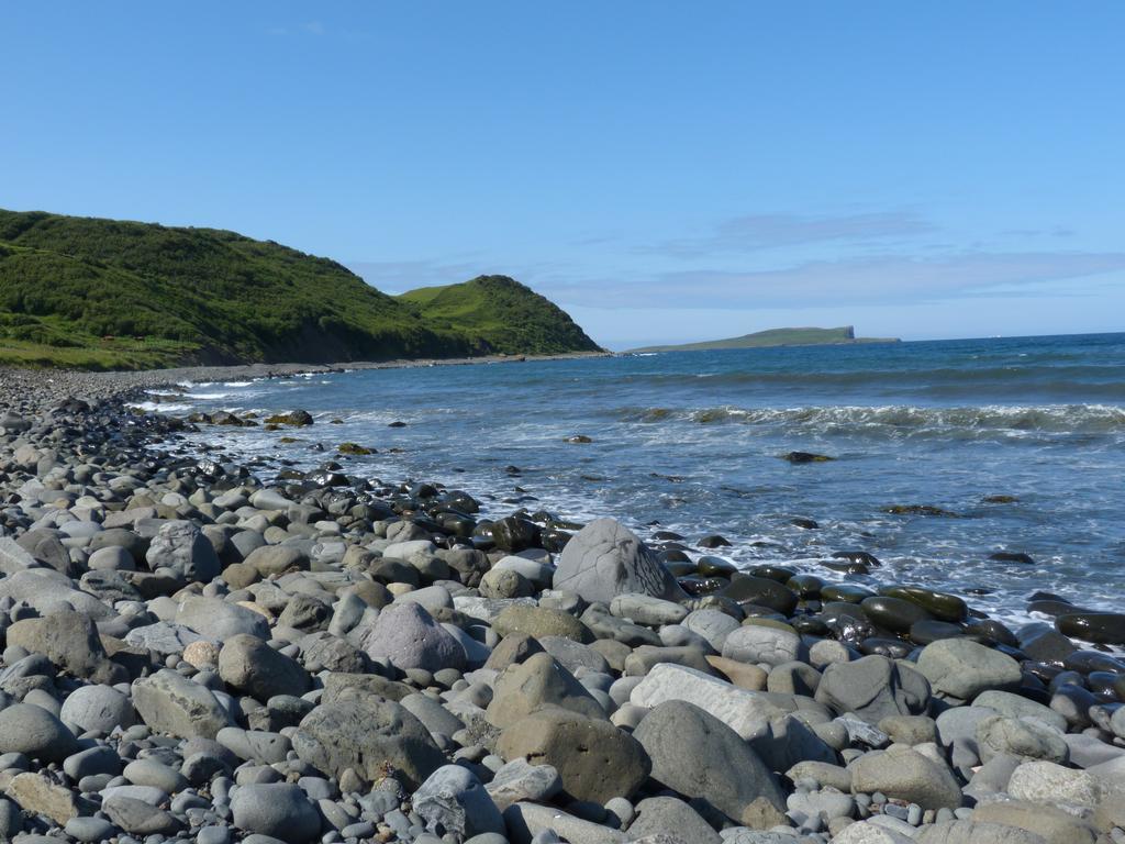 Kenmore Villa Staffin Room photo